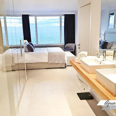 Διαμέρισμα Aquasuites Prive B03 *
